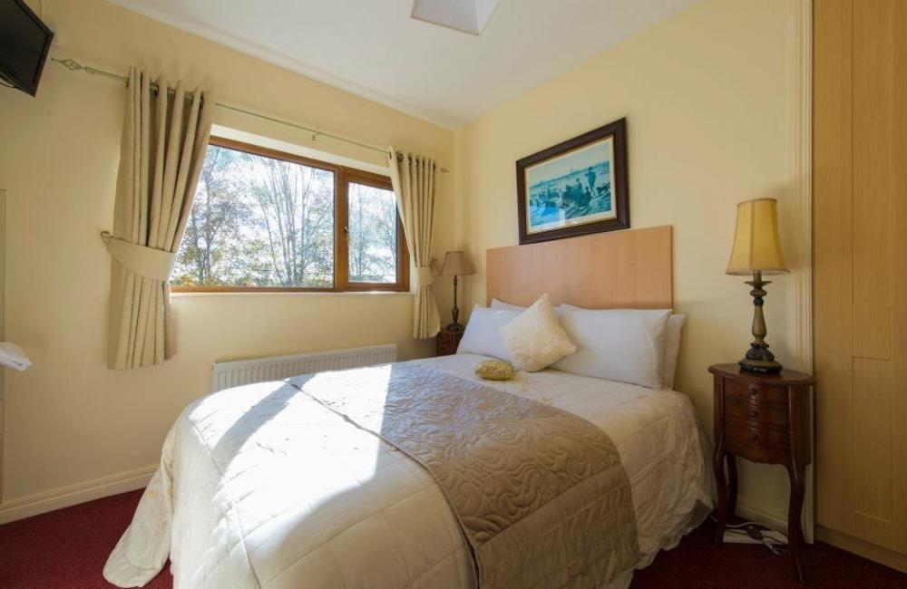 Aisleigh Guest House Carrick-on-Shannon Экстерьер фото